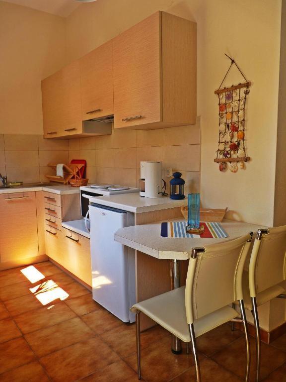 Feeloxenia Corfu Apartments 아카라비 외부 사진