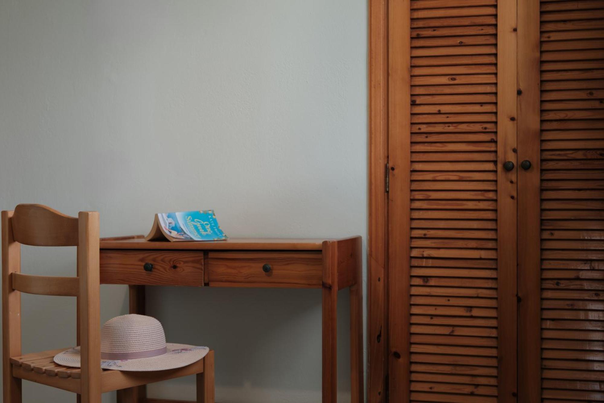 Feeloxenia Corfu Apartments 아카라비 외부 사진
